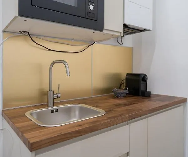 Radiant Premium - Fuenfhaus Daire *