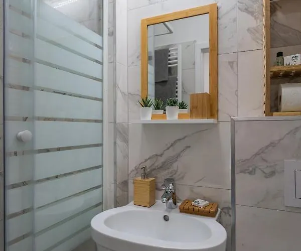 Radiant Premium - Fuenfhaus Daire Viyana