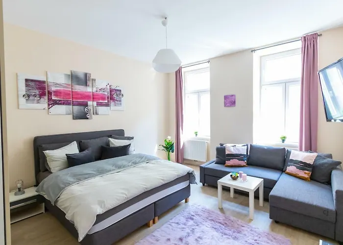 Radiant Premium - Fuenfhaus *