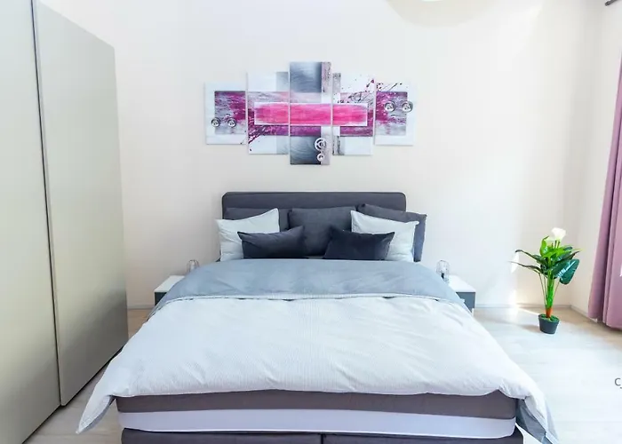 Radiant Premium - Fuenfhaus *
